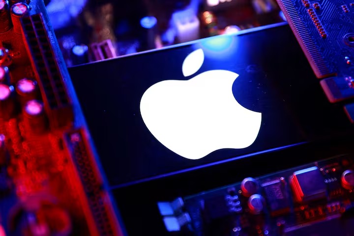 In the AI era, Apple's strengths may become its constraints
