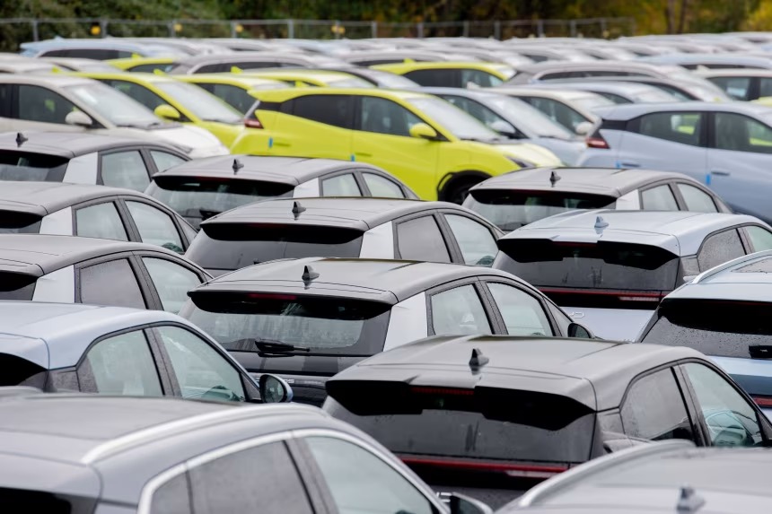 The worst oil crisis in history comes at a good time for China’s troubled EV giants
