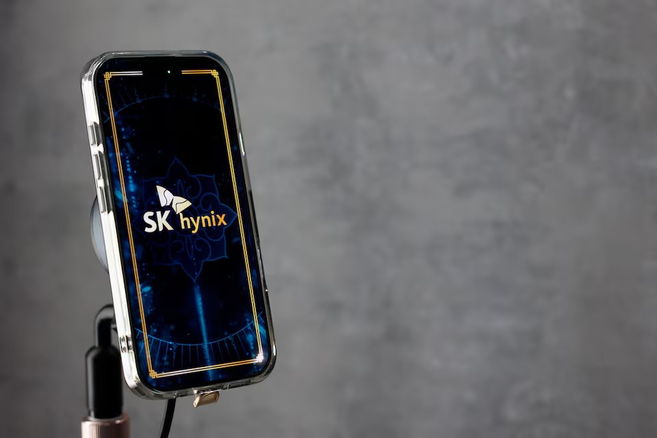 SK Hynix overtakes Samsung to become South Korea's most valuable company
