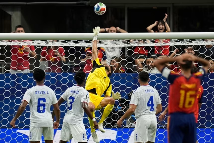 Tiny Cape Verde shocks favorite Spain with a draw in country’s first World Cup match
